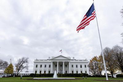 特朗普社媒视频涉种族歧视，哈里斯批白宫试图“掩盖”