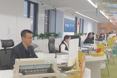 青岛市智慧审批平台上榜工信部数字赋能基层减负典型案例