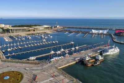 大力倡树“实新快严”作风·系列评论 | 快人一步抢机遇，雷厉风行抓落实