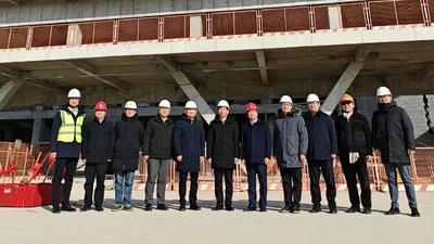 首栋教学实训综合楼封顶！青岛酒店管理职院蓝谷校区建设迎来新进展 