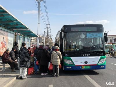 新春暖心指引！青岛温馨巴士发布交通枢纽换乘指南