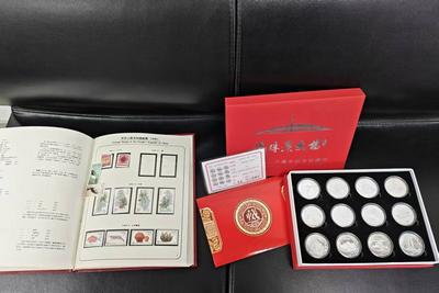 青岛巴士十米车厢成文明风景线，这些暖心场景被一一记录……