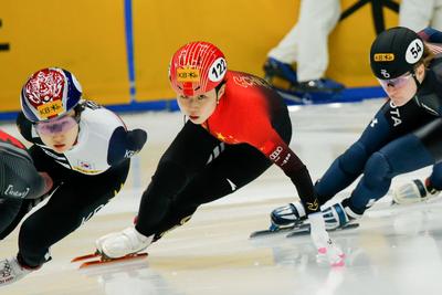 为她加油！青岛姑娘公俐小年夜冲击冬奥会金牌
