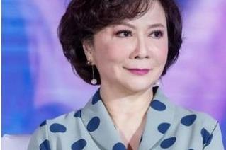 蔡明、邓超在人民日报撰文