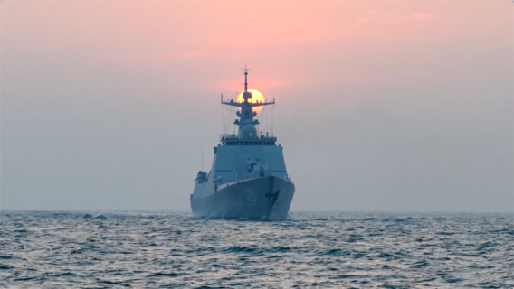 052D又一艘上新！甘孜舰奔赴黄海某海域综合训练