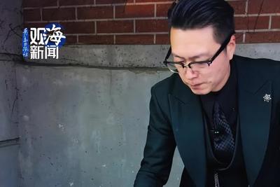 在烟火气里炸出人生哲学！青岛80后“西装大叔”卖臭豆腐走红