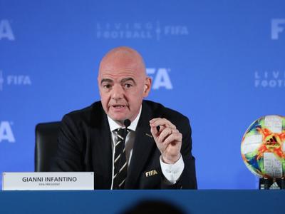 国际足联主席因凡蒂诺：坚定支持中国足球提升水平