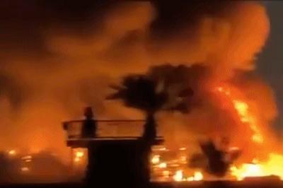 伊拉克巴格达的美使馆后勤保障营地遭袭引发大火