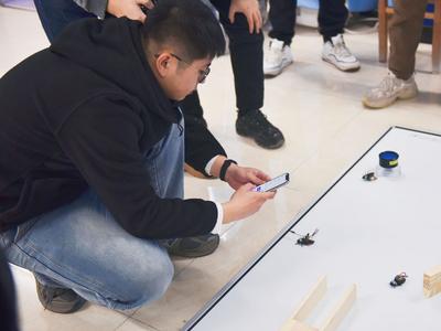 山东科技大学深耕“动物机器人”研究领域，给动物装上“脑机接口”