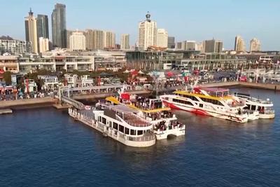 青岛海洋旅游为何受欢迎？海景变产业，全链条让游客留下来、玩得久