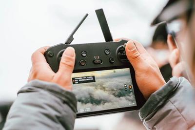 无人机“黑飞”至8000米高空，国安部：对涉案人员采取刑事强制措施