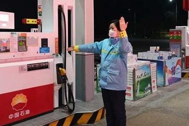 国际油价12日大幅上涨