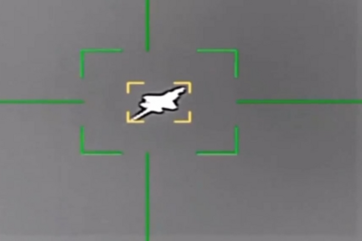 伊朗称击中F-35战斗机，以称对伊行动“还没过半”，美总统否认增兵