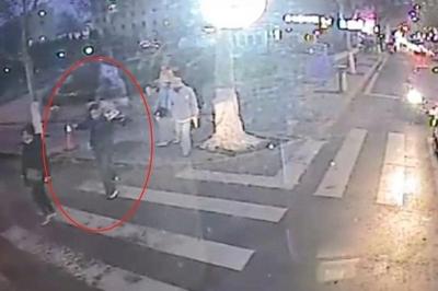 绘就城市文明风景线！青岛巴士驾驶员接连做出暖心礼让之举