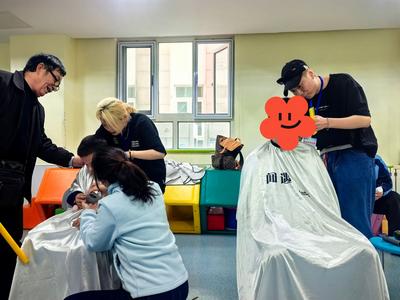 以愛為剪 筑暖同行——青島樂為公益“暖young行動”為特殊兒童開展愛心義剪