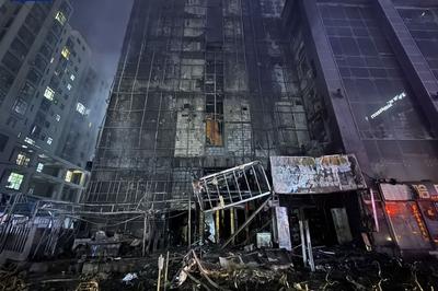 突发！山西太原一高层建筑着火，目前已造成1人死亡，25人受伤