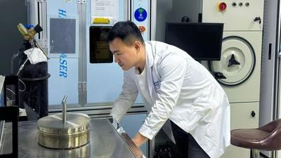 在科研道路上勇攀高峰！青科大博士生斩获两项全国荣誉