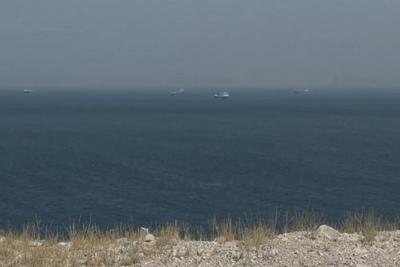 特朗普称即使霍尔木兹海峡仍关闭也愿结束战争