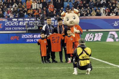 郑龙退役：感恩青岛，换种方式为家乡足球战斗