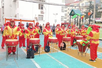 多彩民俗“闹”元宵，市南区举行丰富多彩民俗活动