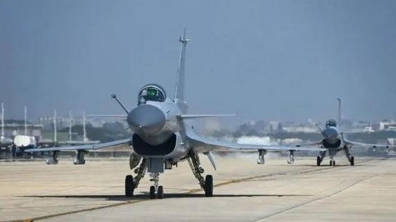 猛龙出击！直击航空兵飞行训练现场