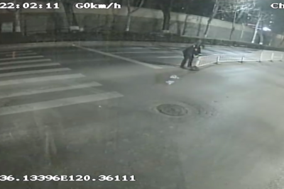 运行途中离岗反被表扬，青岛巴士这位驾驶员做了啥好事？