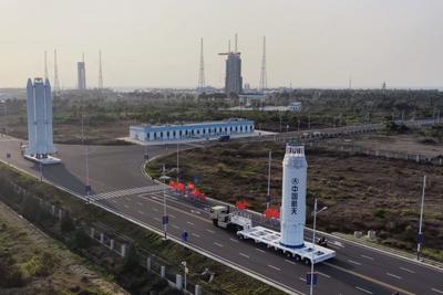 长征八号甲遥八火箭转运至发射区，近期择期发射