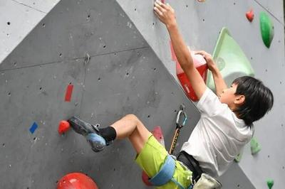 姚明建议：推广“息屏+”模式，用线下充实替代屏幕沉迷