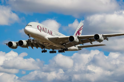 美以开打伊朗，中东航班大乱