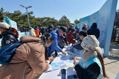 市南区“鸥遇青岛 文明相伴”主题宣传活动启幕