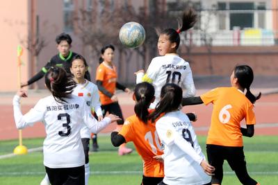 “市长杯”激战正酣！小学男子和女子甲组冠军组结束半决赛争夺