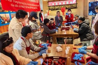 做糖球、品文化，越南游客以非遗体验解锁青岛文旅新魅力