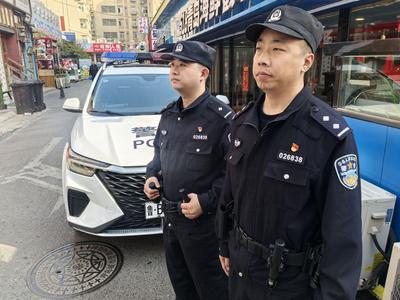 没能见面感谢，女子手打400多字短信致谢青岛“单眼皮”警官