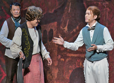 网红大咖张金条青岛首秀舞台剧《钦差大臣》，解读何为“假戏真做”