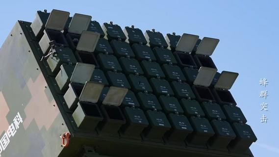 “钢铁蜂群”强势集结！国产无人机蜂群作战系统震撼亮相