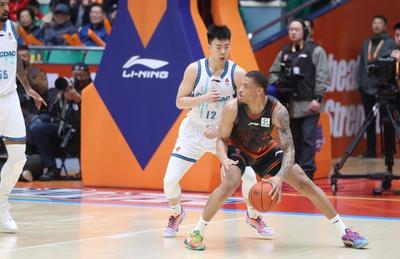 CBA齐鲁德比！青岛男篮不敌山东无缘四连胜