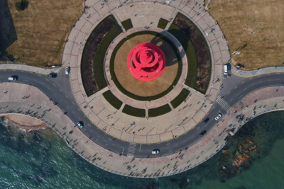 观海锐评 | ​以正确政绩观干事创业担当尽责