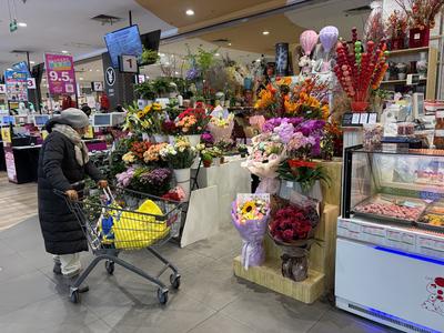 抢抓“她经济”流量红利，青岛核心商圈纷纷推出“女神季”专属活动