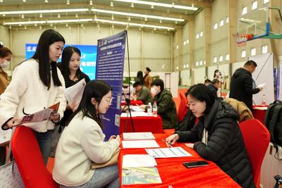 青岛国企启动“春招”，1200多个岗位参与凸显“新质”特色