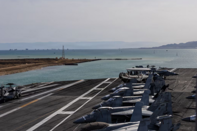 美军“福特”号航母返回红海海域