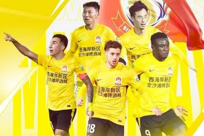 青岛西海岸队客场不敌成都蓉城队，观海新闻邀您为球队和球员打分→