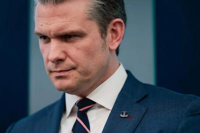 美防长遭6项弹劾指控，包括战争罪