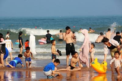假期后南方将迎降雨“三连击”，多地最高温将冲上30℃