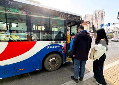 从“0”到“∞”！青岛这条公交线“变形”升级接驳地铁