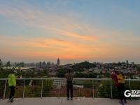 青岛傍晚：云霞淡染，暮色温柔