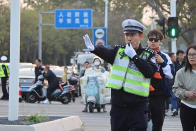 4月26日，青岛海牛足球队主场比赛，青岛公安交管部门发布出行提示