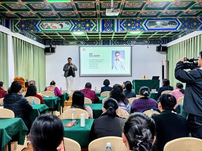 新媒体赋能非遗手造，让传统文化 “触网出圈”