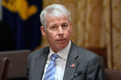 美国能源部长：霍尔木兹海峡无需清除所有水雷也可以开放