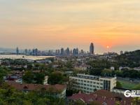 青岛傍晚：云霞淡染，暮色温柔