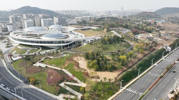 省“十五五”规划纲要98次提及“青岛”